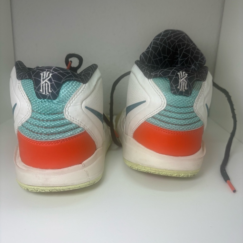 Nike Kyrie Infinity Chinese New Year Size 7Y Youth DD0334-021 Basketball Shoes - Picture 5 of 7